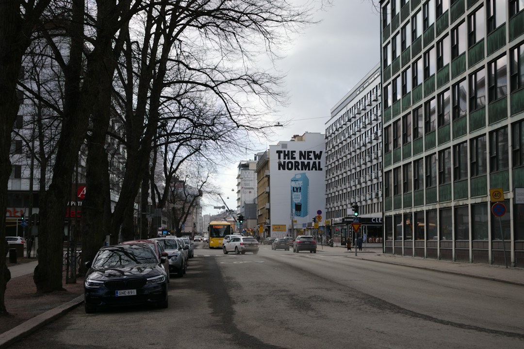Parhaat tilitoimisto- ja markkinointipalvelut pk-yrityksille Turussa – miksi paikallisuus ratkaisee
